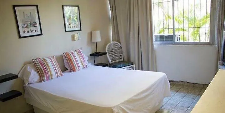 アパートホテル Hotel Caribe サントドミンゴ